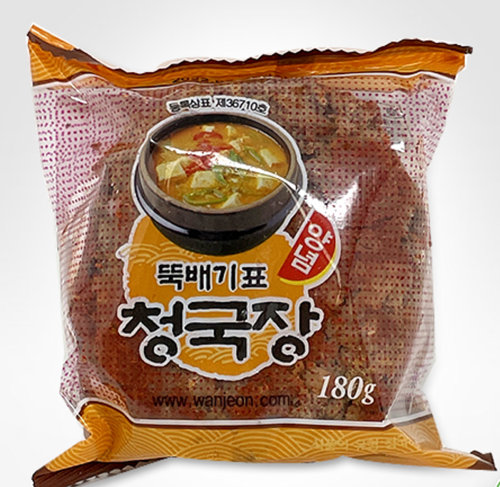 Seasoned soybean paste stew in a pot