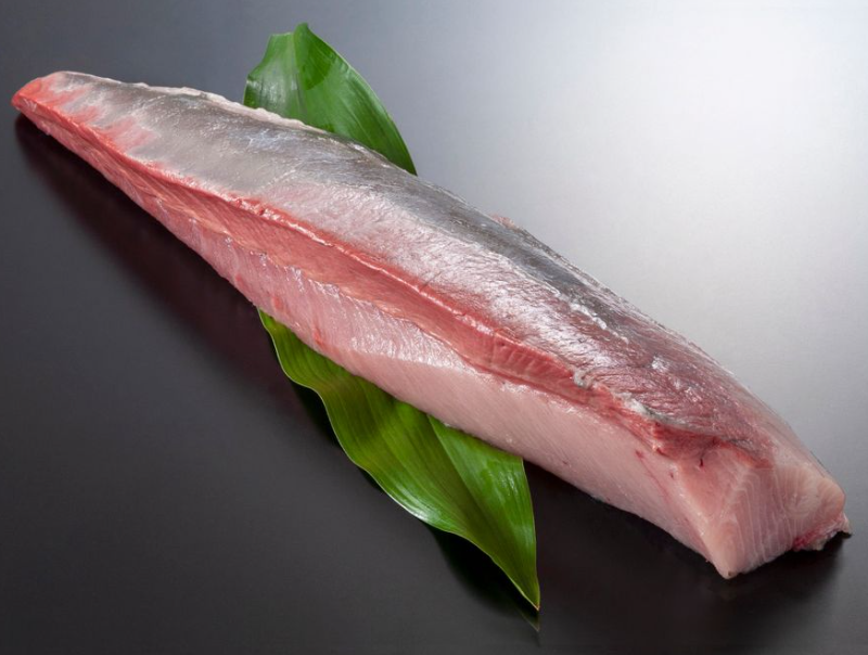 일본산 방어 사시미용 필레 - HAMACHI AMBERJACK LOIN