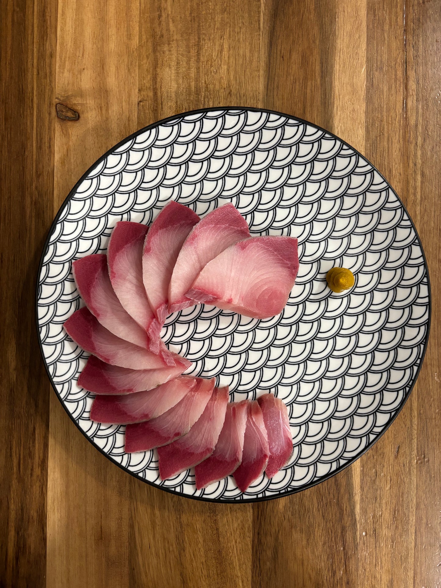 일본산 방어 사시미용 필레 - HAMACHI AMBERJACK LOIN